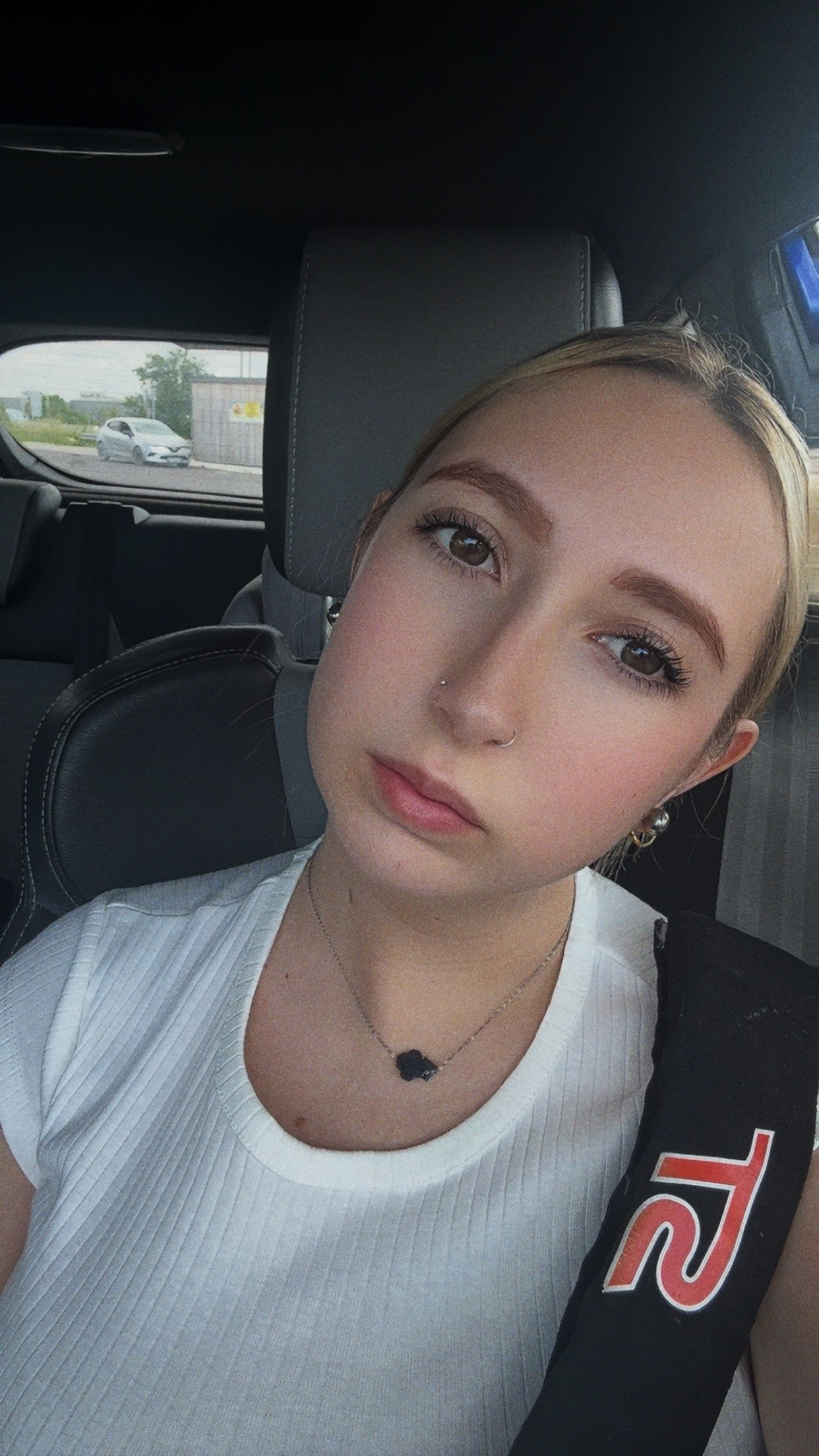 PERNES LES FONTAINES / Auxiliaire de vie