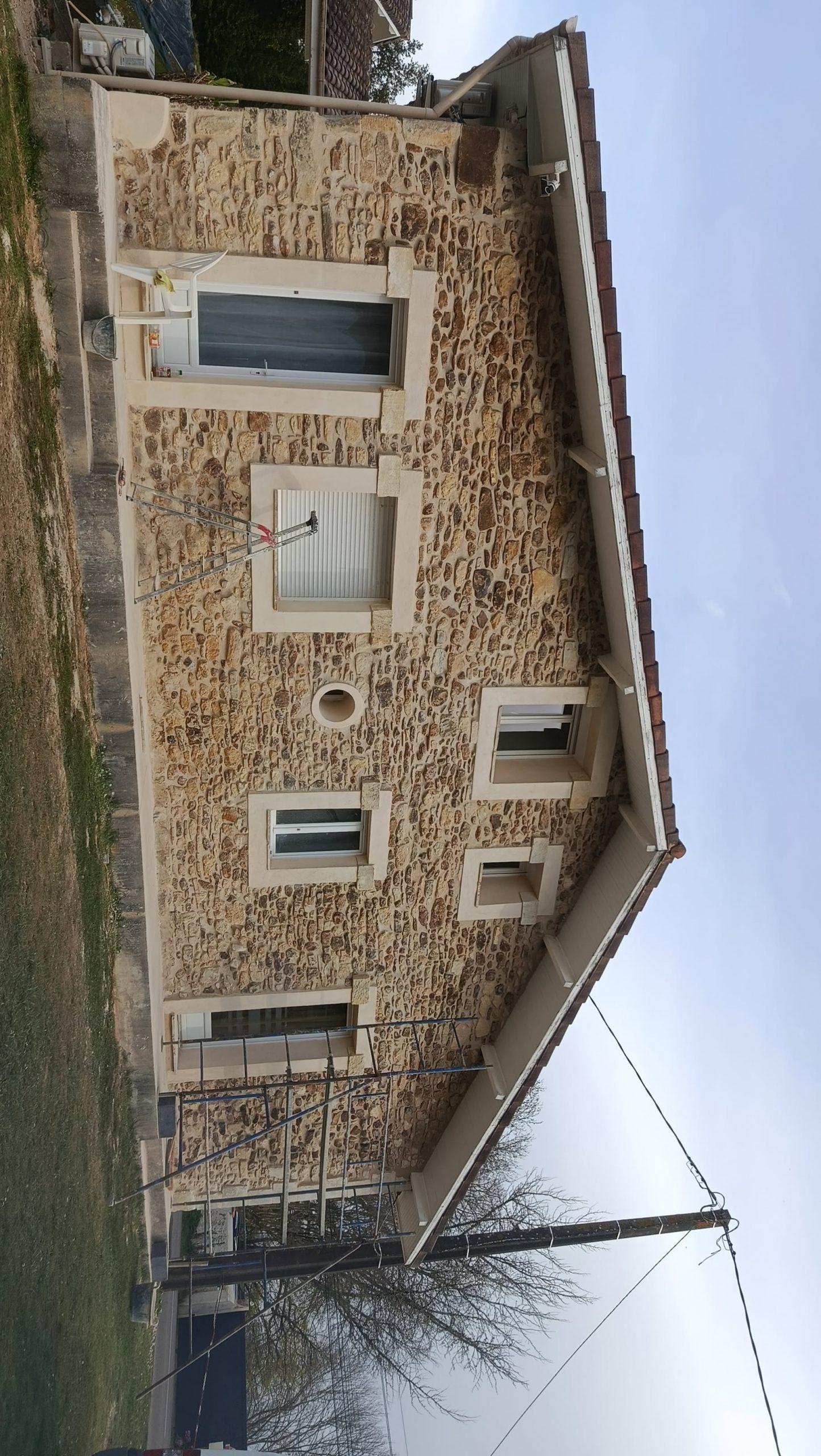 MOMUY / Nettoyage jardinage élagage petit travaux divers