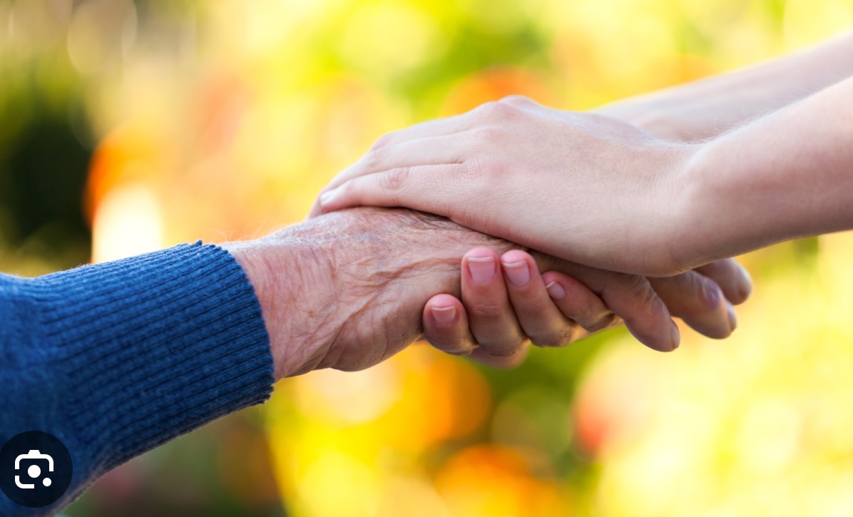 👶👵🧹 Services de garde & aide à domicile dans tout l’ile de France : personnes âgées et ménage