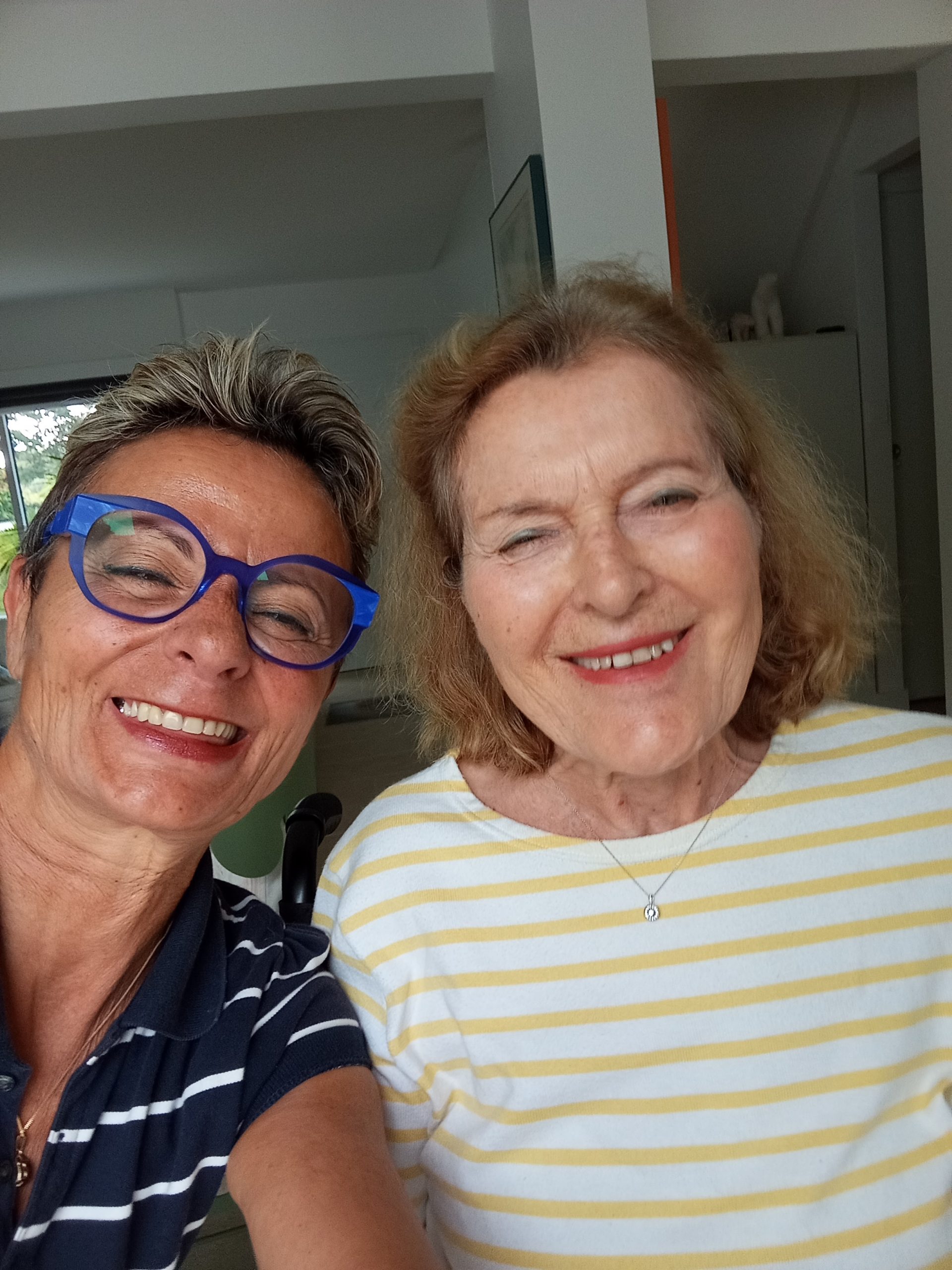 BOURNEZEAU /Auxiliaire de vie diplômée Aide-soignante