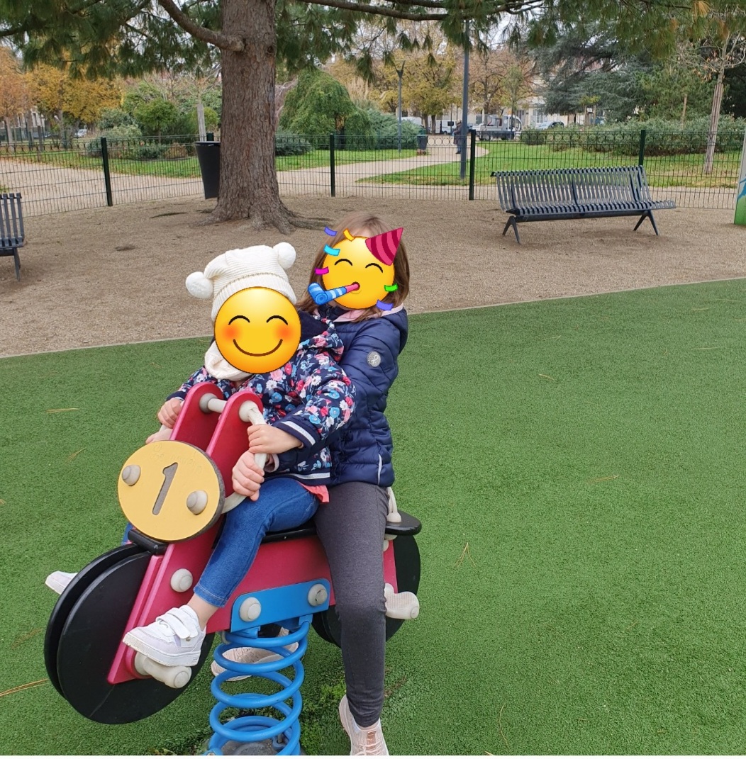 ST REMY EN ROLLAT /Auxiliaire de vie diplômée Aide-Soignante à domicile